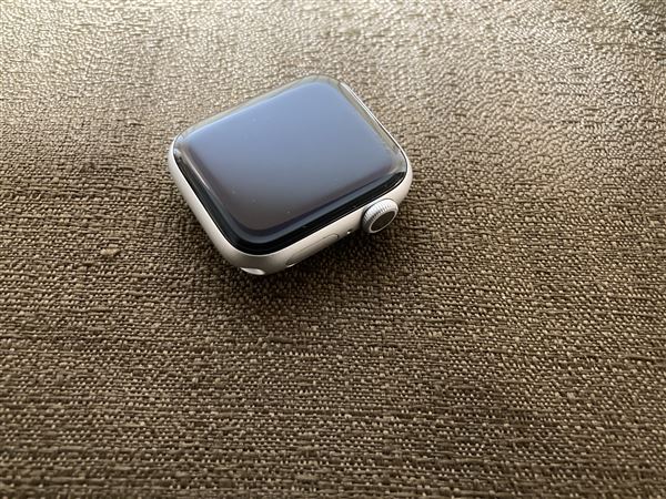 �y���Áz�y���S�ۏ؁z Series6[40mm/GPS]�A���~ �V���o�[ Apple Watch Nike