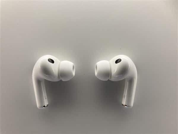 【中古】【安心保証】 AirPods Pro 第3世代 MagSafe充電 USB-C MFHP4