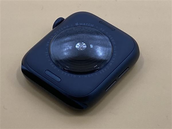 yÁzySۏ؁z SE 2[44mm/Z[]A~ ~bhiCg Apple Watch