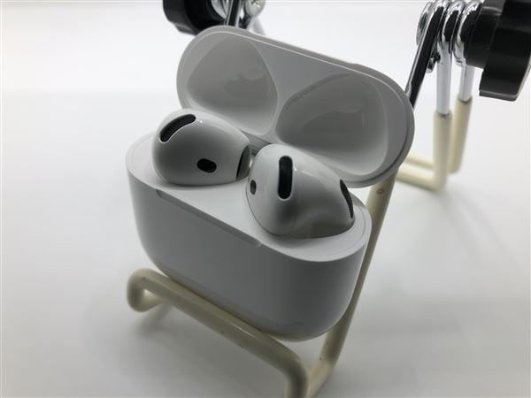 yÁzySۏ؁z AirPods 4 MXP63