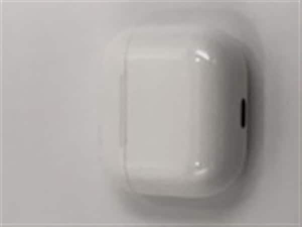 yÁzySۏ؁z AirPods 4 MXP63