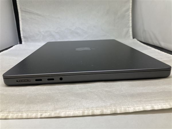 yÁzySۏ؁z MacBookPro 2024N MX2K3J/A