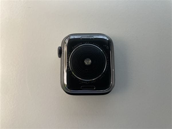 yÁzySۏ؁z SE 1[40mm/GPS]A~ Xy[XOC Apple Watch