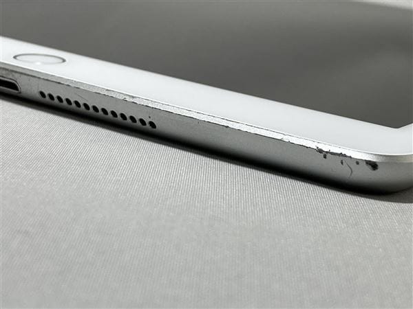 yÁzySۏ؁z iPad 9.7C` 6[128GB] Z[ au Vo[