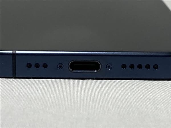 yÁzySۏ؁z iPhone15 Pro[256GB] au u[`^jE