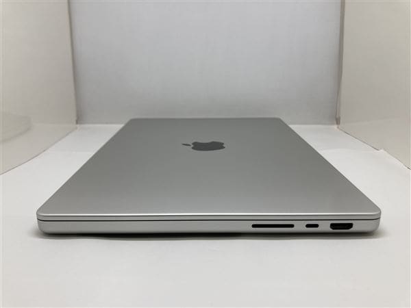 yÁzySۏ؁z MacBookPro 2024N MW2X3J/A