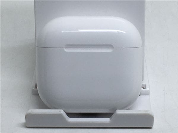 yÁzySۏ؁z AirPods 4 MXP63