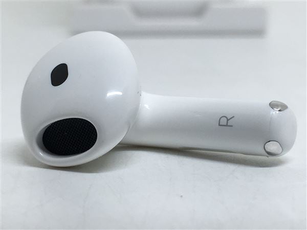 yÁzySۏ؁z AirPods 4 MXP63