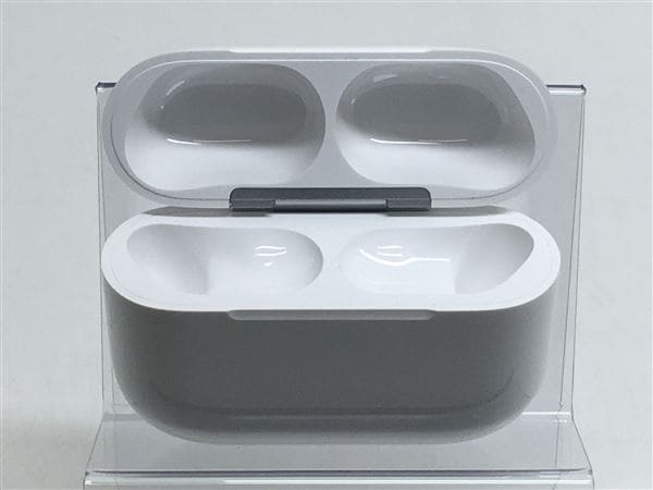 yÁzySۏ؁z AirPods Pro 3 MagSafe[d USB-C MFHP4