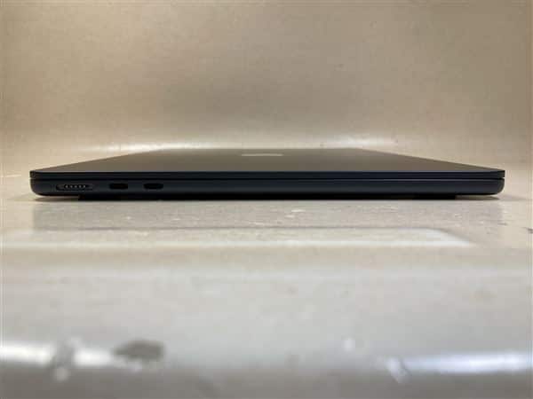 【中古】【安心保証】 MacBookAir 2022年 MLY33J/A