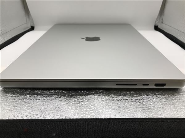 yÁzySۏ؁z MacBookPro 2024N MX2W3J/A