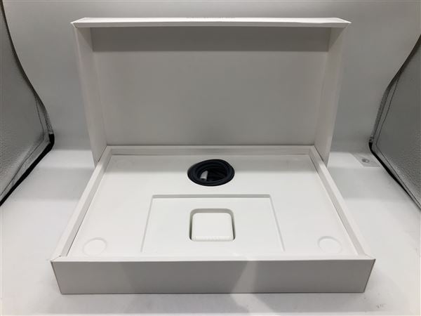 yÁzySۏ؁z MacBookAir 2022N MLY43J/A