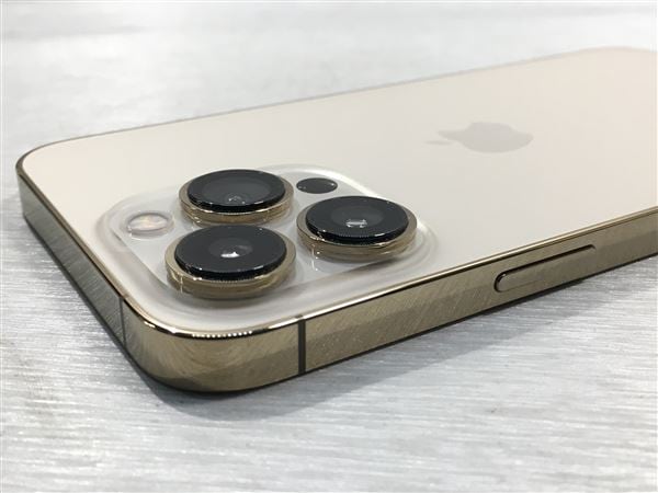 yÁzySۏ؁z iPhone13 Pro[256GB] docomo S[h