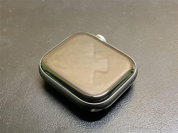 �y���Áz�y���S�ۏ؁z Series11[46mm/�Z�����[]�A���~ �e�F Apple Watch