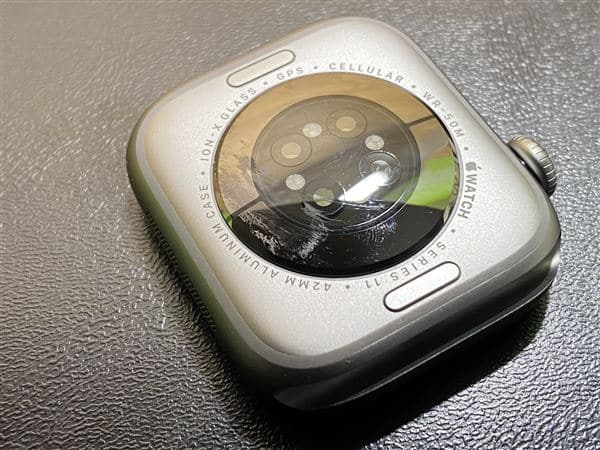 �y���Áz�y���S�ۏ؁z Series11[46mm/�Z�����[]�A���~ �e�F Apple Watch