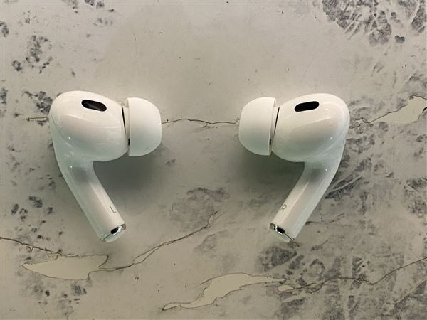 【中古】【安心保証】 AirPods Pro 第2世代 MagSafe充電 USB-C MTJV3