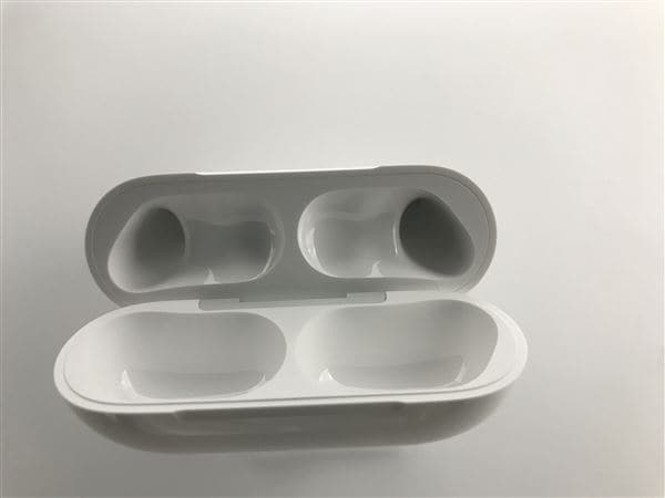 【中古】【安心保証】 AirPods Pro 第3世代 MagSafe充電 USB-C MFHP4