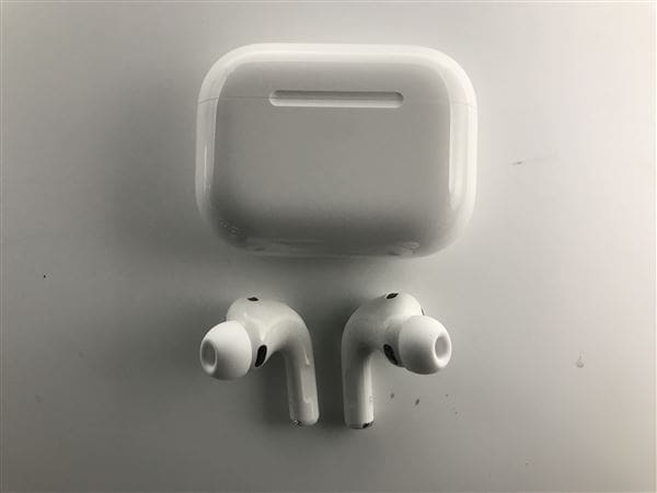 【中古】【安心保証】 AirPods Pro 第3世代 MagSafe充電 USB-C MFHP4