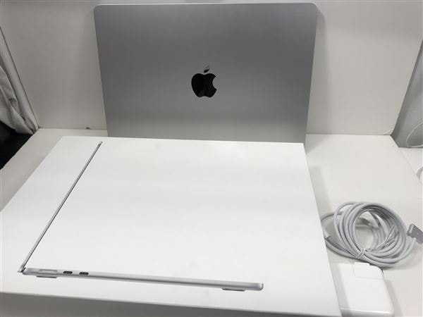 【中古】【安心保証】 MacBookAir 2024年 MRXQ3J/A