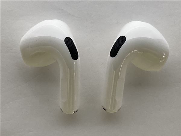 【中古】【安心保証】 AirPods 第4世代 アクティブノイズキャンセリング搭載 MXP93