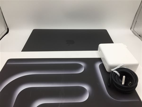 【中古】【安心保証】 MacBookPro 2023年 MRW13J/A