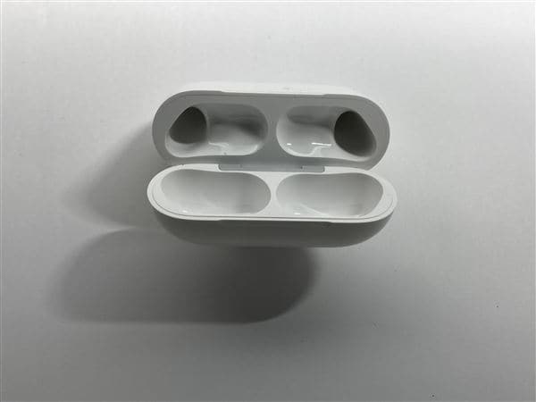 yÁzySۏ؁z AirPods Pro 3 MagSafe[d USB-C MFHP4