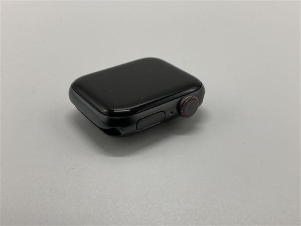 yÁzySۏ؁z Series6[40mm/Z[]A~ Xy[XOC Apple Watch