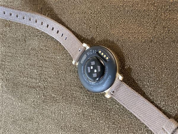 garmin lily  中古　程度良好 ゲオ公式通販サイト/ゲオオンラインストア【中古】【安心保証】 GARMIN