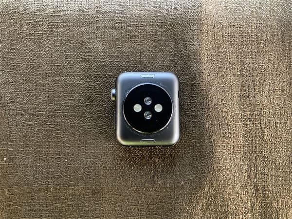 �y���Áz�y���S�ۏ؁z Series3[42mm/GPS]�A���~ �X�y�[�X�O���C Apple Watch Nike