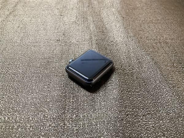 �y���Áz�y���S�ۏ؁z Series3[42mm/GPS]�A���~ �X�y�[�X�O���C Apple Watch Nike