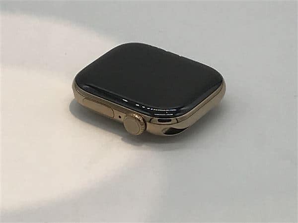 �y���Áz�y���S�ۏ؁z Series11[42mm/�Z�����[]�`�^�� �S�[���h Apple Watch