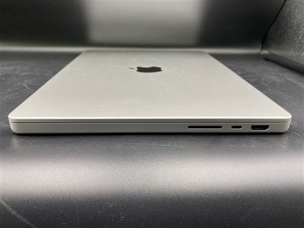 【中古】【安心保証】 MacBookPro 2024年 MX2F3J/A