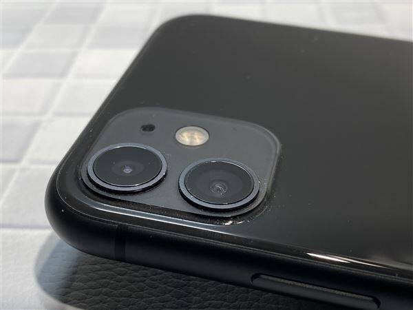iPhone 11 ブラック 64 GB SIMロックなし