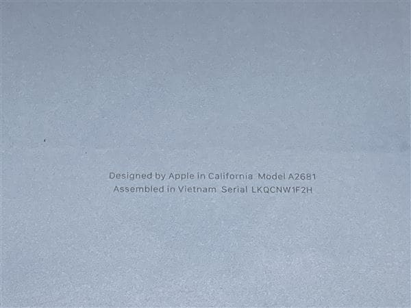 yÁzySۏ؁z MacBookAir 2022N MLY33J/A