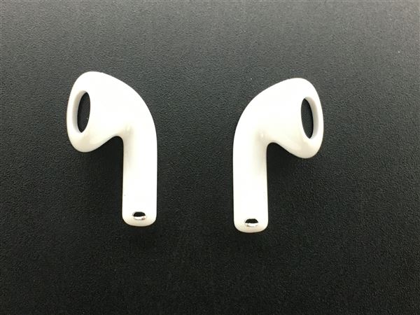 yÁzySۏ؁z AirPods 4 MXP63
