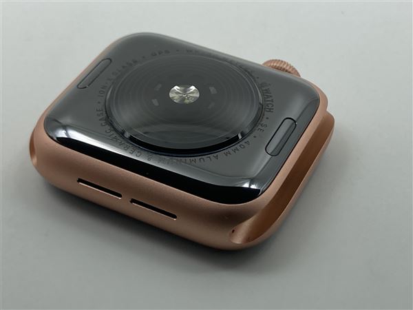 yÁzySۏ؁z SE 1[40mm/GPS]A~ S[h Apple Watch
