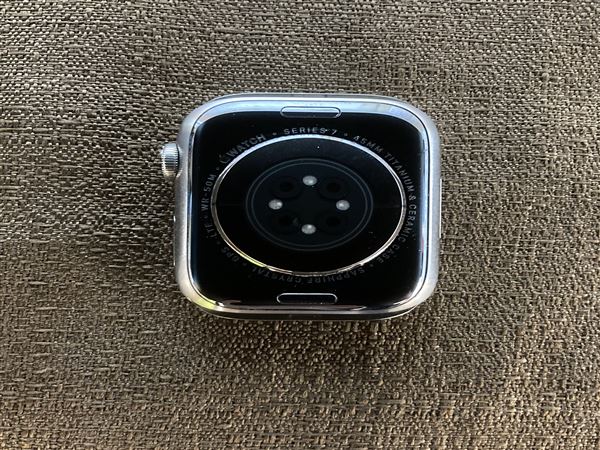 yÁzySۏ؁z oh Series7[45mm/Z[]`^ Vo[ Apple Watch Edition