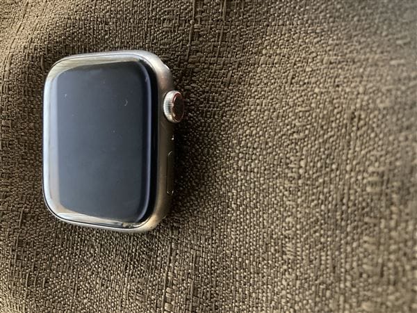 yÁzySۏ؁z oh Series7[45mm/Z[]`^ Vo[ Apple Watch Edition