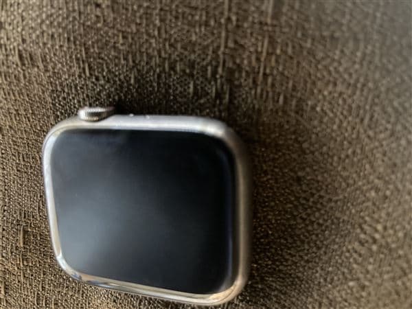 yÁzySۏ؁z oh Series7[45mm/Z[]`^ Vo[ Apple Watch Edition
