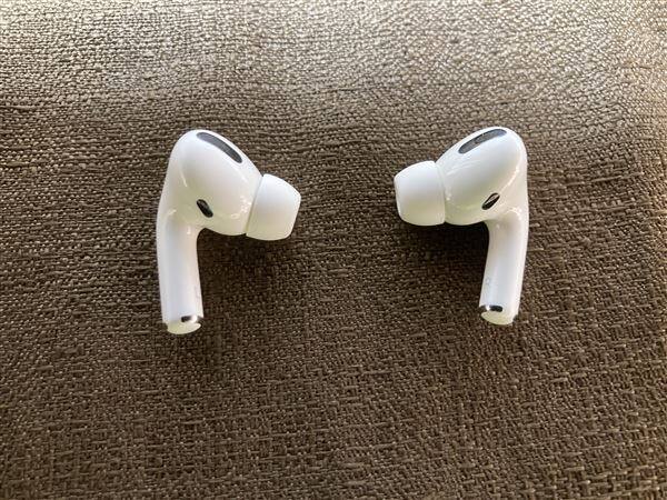 Apple純正 新品 AirPods Pro 第一世代 エアーポッズプロ 右耳 【公式通販】
