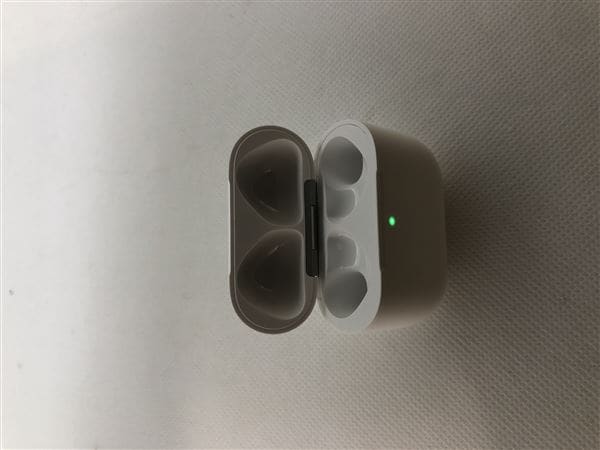 yÁzySۏ؁z AirPods 4 MXP63