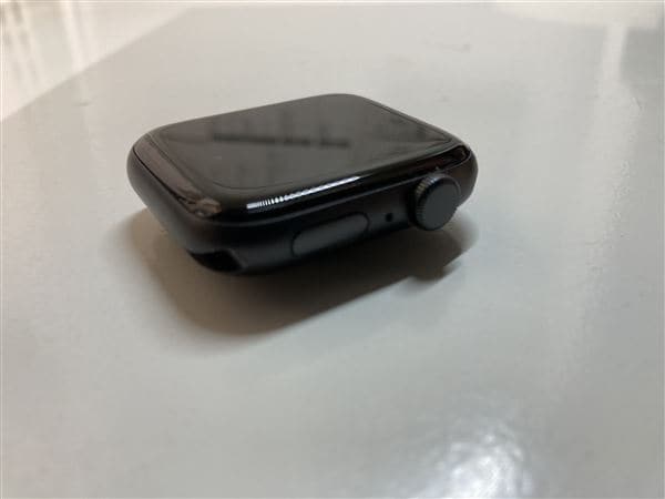 yÁzySۏ؁z SE 1[44mm/GPS]A~ eF Apple Watch