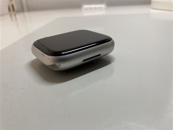 yÁzySۏ؁z Series8[45mm/GPS]A~ Vo[ Apple Watch