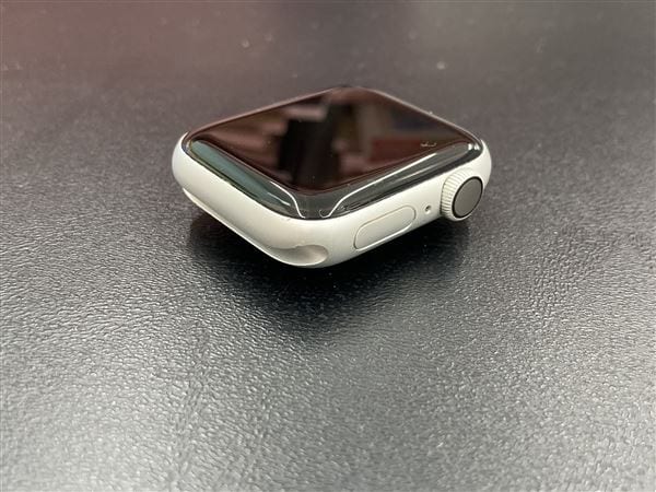 Apple Watch 4 本体 GPS アルミニウム 40mm シルバー Apple Watch Series 4, 40mm, GPS + Cellular, Silver Aluminum Case